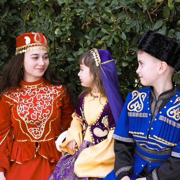 Milli geyimlər: Milli, karnaval, personaj, hərbi və ziyafət geyimlərinin satışı və — 7