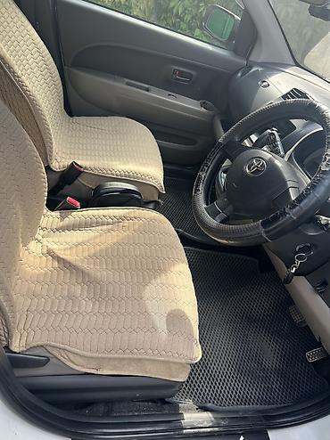 devo tiko: Toyota Passo: 2004 г., Хэтчбэк — 5