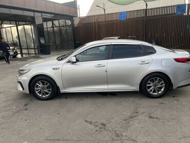 Kia K5: 2019 г., 2 л, Автомат, Газ, Седан