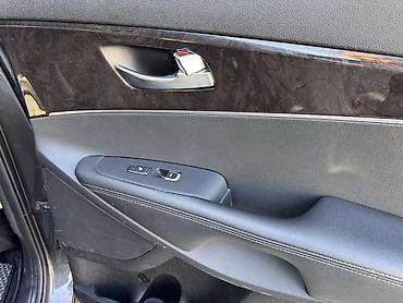 Kia: Kia Sorento: 2016 г., 2 л, Автомат, Дизель, Кроссовер — 16