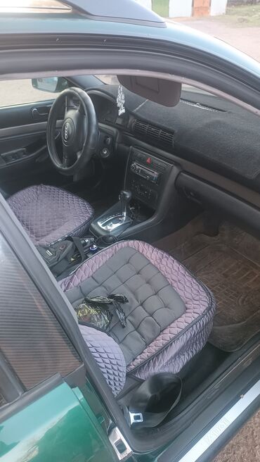Audi: Audi A4: 2000 г., 2.4 л, Автомат, Бензин, Универсал — 6