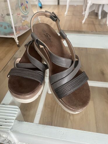 kompleti od skube: Sandale, 38