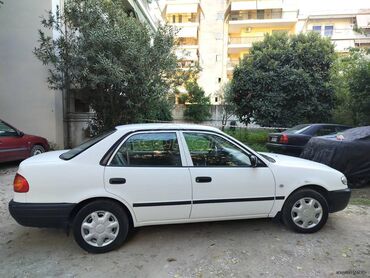 Toyota: Toyota Corolla: 1.4 l. | 2000 έ. Λιμουζίνα — 4