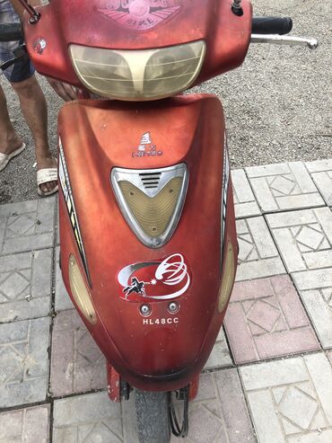 Мотоциклы и мопеды: Продою скутер ямаха 2 тканый ездите без отказно 22 т сом