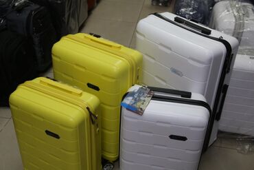 Спортивные сумки: Чемоданы Фирма H2 luggage. Итальянский бренд. - Сверхпрочный - at lalafo.kg — 2 Спортивные сумки: Чемоданы Фирма H2 luggage. Итальянский бренд. - Сверхпрочный - — 2