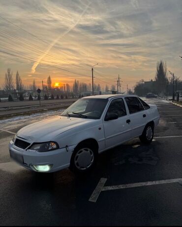 Daewoo: Daewoo Nexia: 2011 г., 1.6 л, Механика, Бензин, Седан