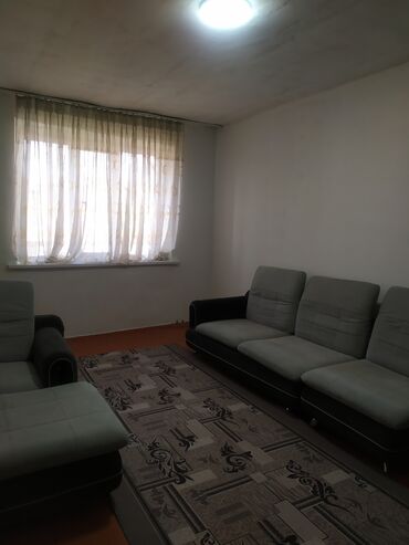 готовые квартиры в рассрочку в бишкеке: 1 бөлмө, Менчик ээси, Чогуу жашоосу жок, Жарым -жартылай эмереги бар