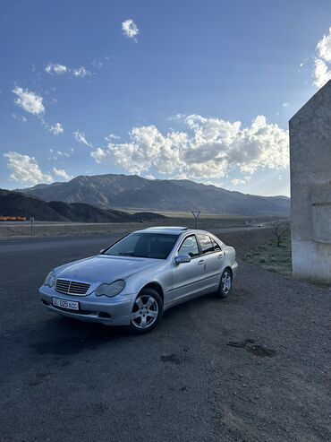 Mercedes-Benz: Mercedes-Benz C 180: 2002 г., 2 л, Механика, Бензин, Седан