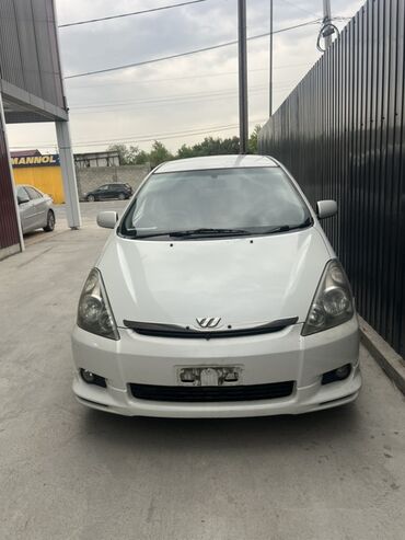 авто рага: Белый минивен Toyota Wish Хорошом состояние все работает Кондиционер