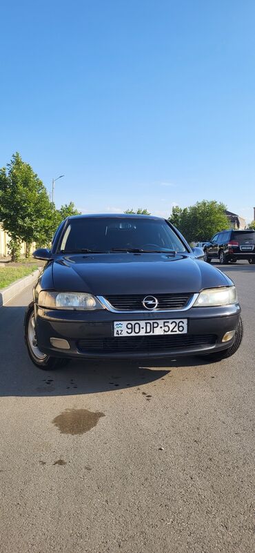 Opel: Opel Vectra: 1.8 l | 1998 il 315000 km Sedan — 10