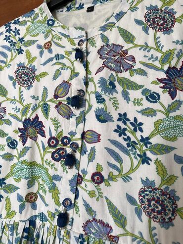 Вечерние платья: Продаю шикарное новое платье, привезено из Турции. Украшение и ажур — 18