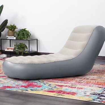 Вешалки: Надувной шезлонг Bestway Luxe Chaise - это просторное и удобное место