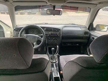 vento: Volkswagen Vento: 1993 г., 2 л, Механика, Бензин, Седан — 8