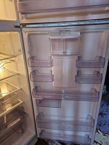 Soyuducular: Xolodelnik beko işlek veziyetde qiymet:400 manat unvan:genclik — 7