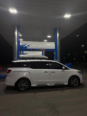 plug in: Kia Carnival: 2019 г., 2.2 л, Автомат, Дизель, Минивэн — 1