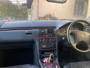 Mercedes-Benz: Mercedes-Benz E-Class: 2002 г., 2.2 л, Автомат, Дизель, Седан at lalafo.kg — 15 Mercedes-Benz: Mercedes-Benz E-Class: 2002 г., 2.2 л, Автомат, Дизель, Седан — 15