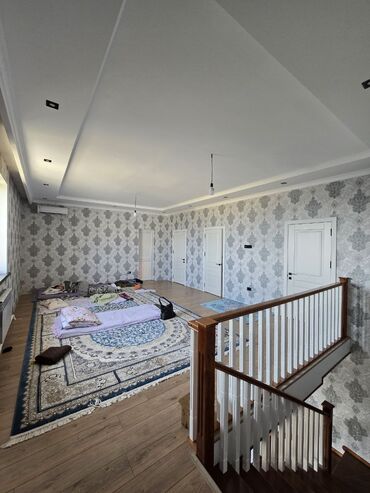 Продажа домов: Дом, 293 м², 7 комнат, Собственник — 10