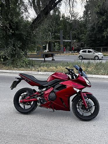 650: Спортивный мотоцикл Kawasaki Ninja (серия 650R/ER-6f), цвет бордовый — 2