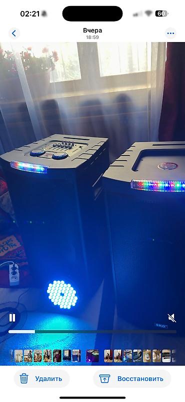 Динамики и колонки: Продаю новый в коробке со встроенным усилителем и микрофоном работает — 2