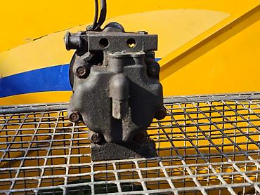 Компрессоры для авто: Компрессор Mazda 1994 г., Б/у, Оригинал, Германия — 12