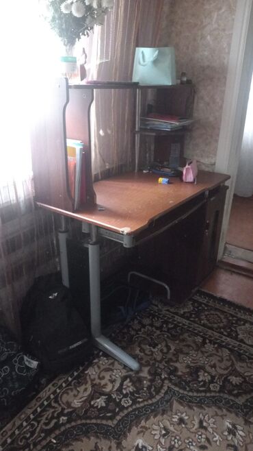 кампютерный кресло: Комплект офисной мебели, Кресло, ДСП, цвет - Серый