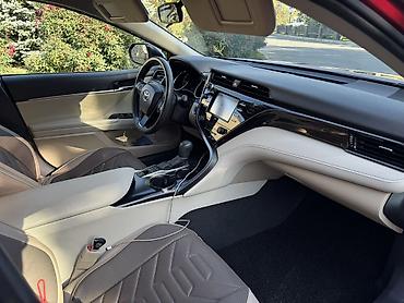 чанган бенбен е стар: Toyota Camry: 2020 г., 2.5 л, Автомат, Гибрид, Седан — 9