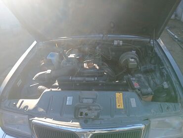 QAZ: QAZ 24 Volga: 2.4 l | 2003 il 163000 km Sedan — 3