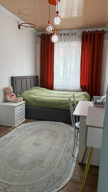 Продажа дач: 🔥 СРОЧНО! Продаётся большой дом в Биримдике (почти центр) 📍 ул. Кут — 8