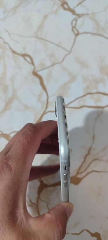 Мобильные телефоны и аксессуары: IPhone 8 Plus, Б/у, 64 ГБ — 3