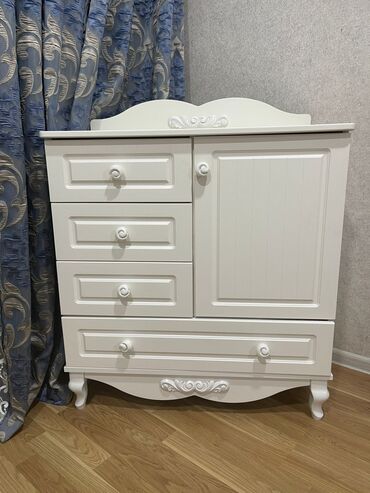 Dolablar: İşlənmiş, Açılan, 3 qapılı Düz dolab, Qarderob, paltar dolabı, Türkiyə — 9