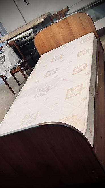 Односпальные кровати: Односпальная кровать, Б/у, С матрасом, длина - 195 см — 11