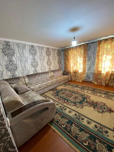 продажа домов кызыл аскере: 90 м², 3 комнаты, Старый ремонт С мебелью, Кухонная мебель