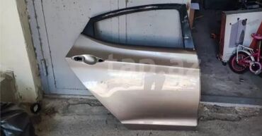maz kuzasi: Sağ ön, Hyundai ELANTRA, 2012 il, ABŞ, Ünvandan götürmə