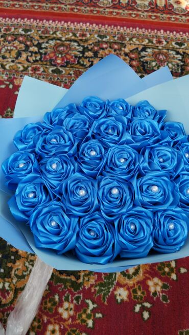 подарки на новый год бишкек: Розы из атласной ленты 25шт.
Принимаем заказы)