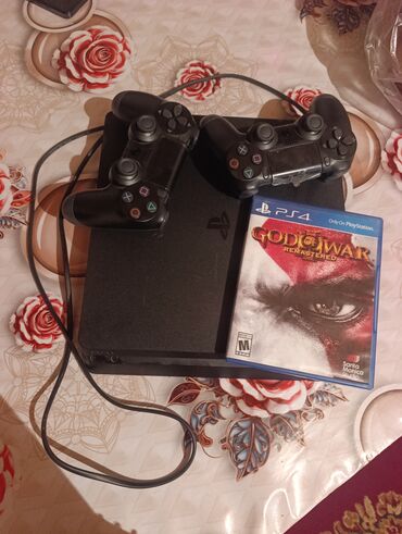 PS4 (Sony Playstation 4): Ps4 2aydi̇r ali̇ni̇b yeni̇di̇r cemi̇ 2defe i̇sdfade olundu nece ali̇nb