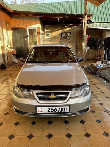 Daewoo: Daewoo Nexia: 2009 г., 1.5 л, Механика, Бензин, Седан