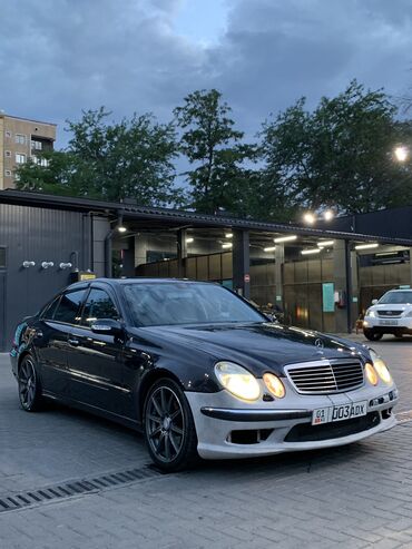 мерс универсальный: Mercedes-Benz E 320: 2004 г., 3.2 л, Автомат, Бензин, Седан