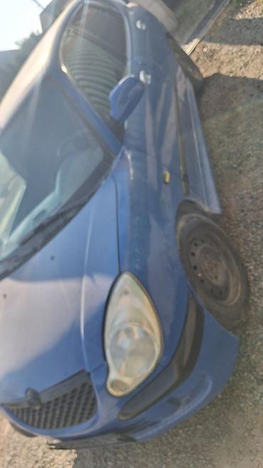 prius plus: Daihatsu Sirion: 2003 г., 1 л, Механика, Бензин, Хэтчбэк — 2
