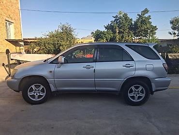 avalon 2017: Toyota Harrier: 2001 г., Кроссовер — 1
