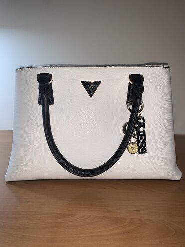 stradivarius torba za plazu: Shoulder bag, Guess, Material: Poliuretan