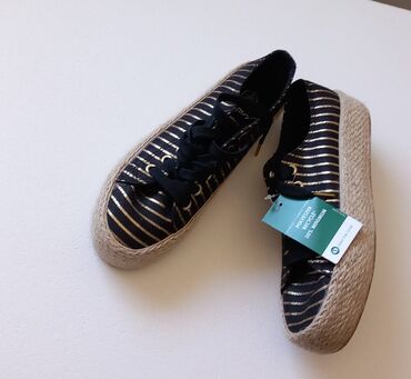 opposite novi pazar: Espadrile, 38