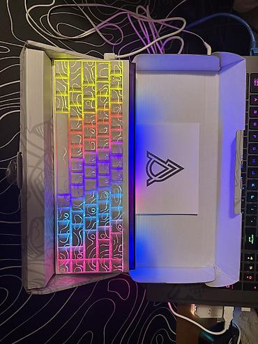 sazz internet sumqayit: AJAZZ NK68 - 68% Düzənlik - RGB Arxa İşıqlı Simli Klaviatura - 5 Laylı — 1