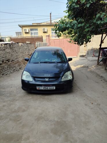 купить шины бу в бишкеке: Honda Civic: 2002 г., 1.5 л, Автомат, Бензин, Хетчбек
