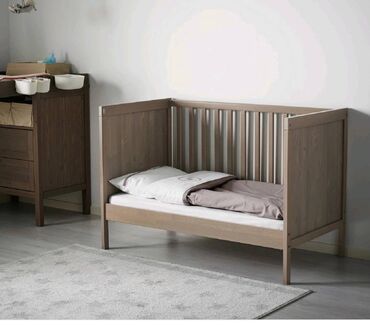 Детские кровати: Заметьте, цена не только за кровать, а ещё включает матрас, простынь