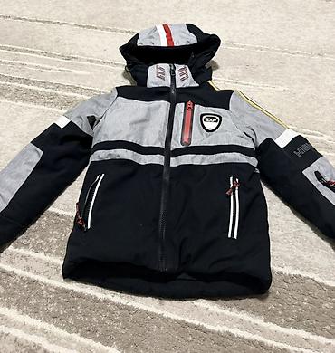 Верхняя одежда: Продаю детские курки зимние на мальчика на 5-7 лет.Состояние хорошее — 7