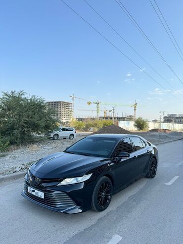 б в: Toyota Camry: 2018 г., 2.5 л, Автомат, Бензин, Седан