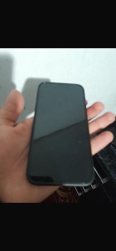 Apple iPhone: IPhone 13 Pro, Черный, Чехол, 77 % — 7