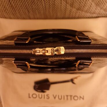 Çantalar: Əl çantası, Louis Vuitton — 6