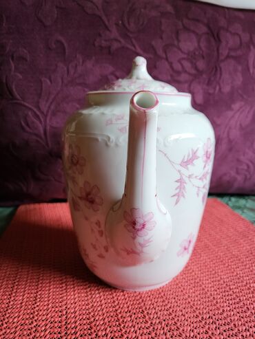 Čajnici: Bokal nov iz 1873--1918godina. Pirkenhammer Cehoslovacka. Bokal na lalafo.rs — 15 Čajnici: Bokal nov iz 1873--1918godina. Pirkenhammer Cehoslovacka. Bokal — 15