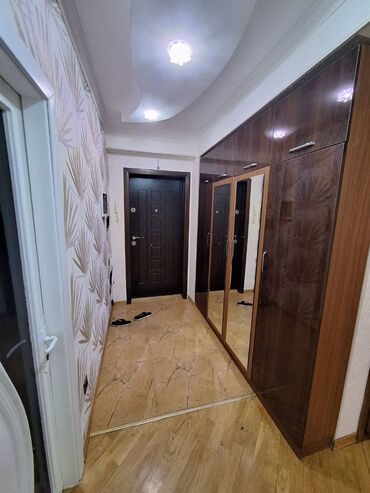 продажа квартир: Yasamal, 4 otaqlı, Yeni tikili, m. İnşaatçılar, 131 kv. m